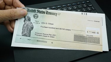 Entregan cheques de estímulo por $1.600 en tres estados de Estados Unidos: conozca cuáles