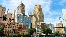 Esta ciudad de Estados Unidos es considerada como la peor para criar una familia en 2025: las razones