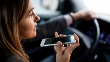 Establecen multa para conductores que utilicen su celular en Pensilvania: sepa cuánto pagarán  