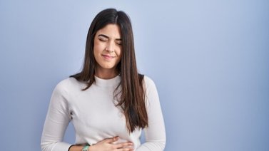 Desinflama el colon sin medicinas: ahorra dinero con las mejores frutas para la salud intestinal