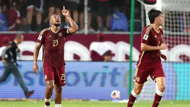 Medio Tiempo: La Vinotinto domina 2-0 a Bolivia con Salomón Rondón intratable de cara al arco  Medio Tiempo: La Vinotinto domina 2-0 a Bolivia con Salomón Rondón intratable de cara al arco
