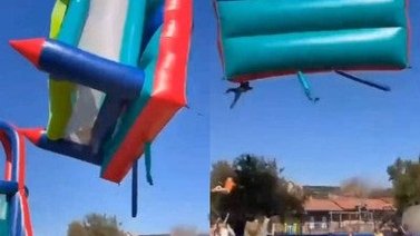 Castillo inflable sale volando en Sudáfrica: al menos dos niños resultan gravemente heridos