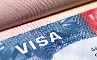 Estados Unidos ordena denegar visas aprobadas que no han salido de la sección consular: aplica a los países vetados por Trump