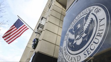 DHS anuncia este 9 de junio un nuevo beneficio para los inmigrantes ilegales que se autodeporten