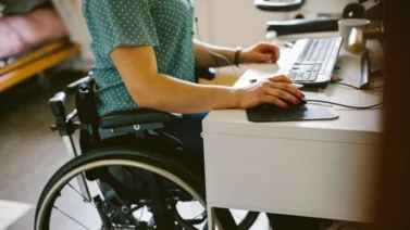 Sistema de incersión laboral para personas con discapacidad: así puede postularse a oportunidades de empleo