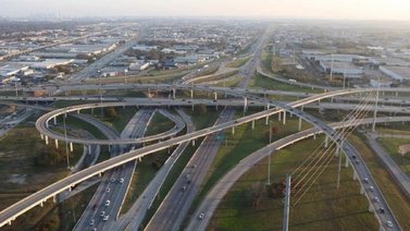 Conductores en Texas tendrán que pagar más por usar las autopistas: peajes aumentarán las tarifas