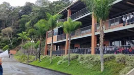 2001online - Caracas - Mano Amiga