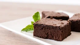 Sí puedes preparar brownie sin harina: ahorra dinero con este postre saludable y sencillo