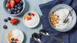 Esta es la mejor hora para comer yogurt: perderás peso tan rápido como el ayuno intermitente