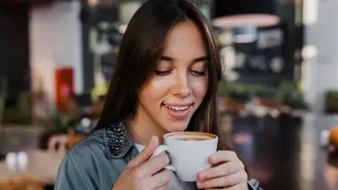 Eminencia en medicina lanza alerta: estas son las personas que deben dejar de tomar café de inmediato Eminencia en medicina lanza alerta: estas son las personas que deben dejar de tomar café de inmediato