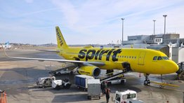 Adiós al bajo costo: Spirit Airlines se prepara para competir con las principales aerolíneas de Estados Unidos