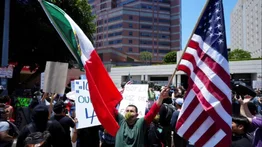 Declaran toque de queda en Los Ángeles debido a las protestas antiinmigrantes: arrestaron 197 personas este martes