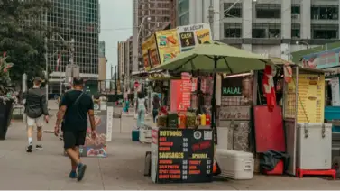 Multa de $500 en Chicago a vendedores ambulantes: requisitos para vender legalmente y evitar la sanción Multa de $500 en Chicago a vendedores ambulantes: requisitos para vender legalmente y evitar la sanción