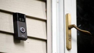 Cleveland regalará cámaras de seguridad a adultos mayores: la instalación será gratuita