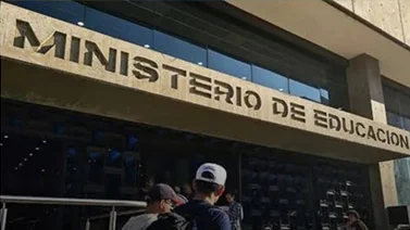 Abren registro para el Plan Nacional de Formación Docente: quienes acceden al programa reciben un estipendio por la Plataforma Patria