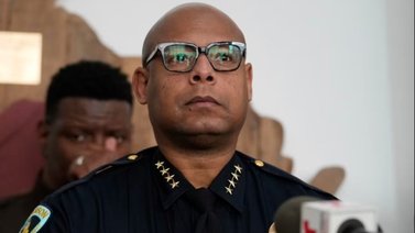 Jefe de Policía de Seattle anuncia que “no colaborarán” con redadas migratorias: Protegeré a las personas