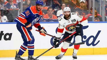 Stanley Cup Final: Oilers buscan la remontada ante unos implacables Panthers en el Juego 4