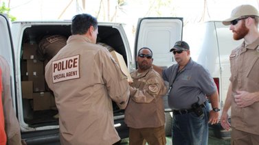 ICE prepara sus Equipos de Respuesta Especial para las protestas migratorias: así funcionan estas unidades