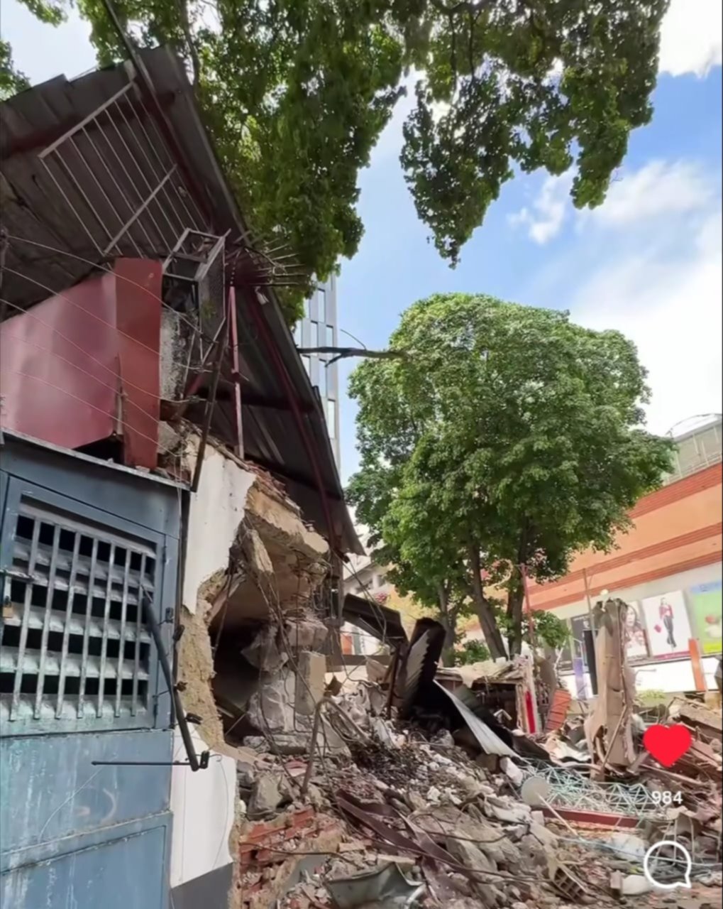 Así fue demolida la icónica escultura gigante del dragón chino en Las Mercedes: usuarios en redes sociales reaccionan