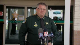 Sheriff en Florida advierte a los manifestantes: Si apuntas con un arma, notificaremos a tu familia dónde recoger tus restos