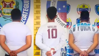 Tres hombres detenidos por venta ilegal de divisas: les incautan más de 200 dólares Tres hombres detenidos por venta ilegal de divisas: les incautan más de 200 dólares