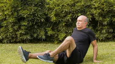 Conoce la caminata del pato: el ejercicio revolucionario para los mayores de 60 años