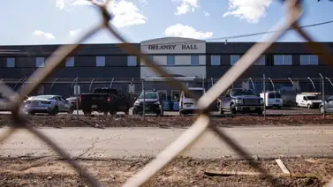 cuatro-detenidos-inmigrantes-espacan-centro-de-detención cuatro-detenidos-inmigrantes-espacan-centro-de-detención