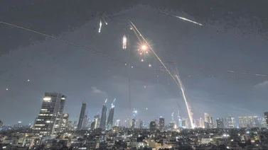 Irán activa sus defensas aéreas en diversas zonas tras nuevos ataques israelíes: se reúnen con Estados Unidos este domingo