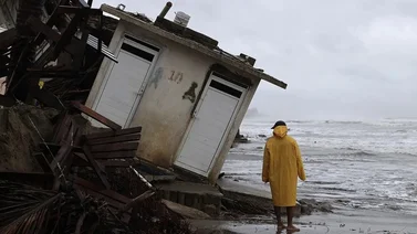 Tormenta tropical Dalila causa daños en Acapulco: colapsan negocios y se registran deslaves