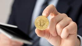 2001ONLINE - ESTADOS UNIDOS - AMAZON WALMART CRIPTOMONEDA