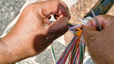 Cantv despliega jornada especial en El Valle: instalan internet Aba Ultra