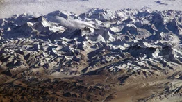 Rescatan a un hombre desaparecido en el Himalaya: duró nueve días comiendo insectos para sobrevivir