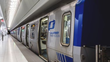 Personas con discapacidad podrán obtener descuento del %50 en viajes de tren en Nueva York y Nueva Jersey 