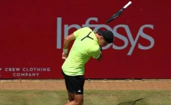 Gesto polémico en ATP 500: tenista pierde los estribos y así reacciona el público