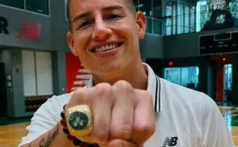 NBA: ¿cuál es el valor del lujoso anillo de los Boston Celtics que lució James Rodríguez?