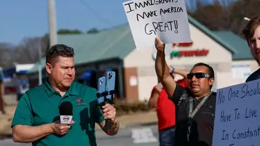 Periodista hispano corre riesgo de ser deportado: hizo esto y las autoridades lo detuvieron Periodista hispano corre riesgo de ser deportado: hizo esto y las autoridades lo detuvieron