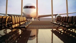 Se hacía pasar por auxiliar de vuelo y azafata para viajar gratis en Florida: logró abordar 34 vuelos sin pagar