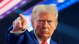 En video: insólito momento entre un trabajador y Donald Trump en la Casa Blanca