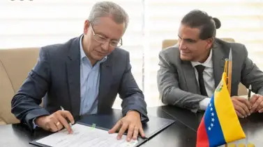 Venezuela firma convenio para impulsar la producción de cacao: también exportará chocolate líquido Venezuela firma convenio para impulsar la producción de cacao: también exportará chocolate líquido