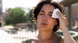 Secretos milagrosos contra la ola de calor: las mejores infusiones frías para hidratar tu cuerpo