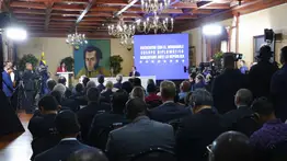 Maduro convoca a realizar una “Cumbre por la Paz y contra la Guerra”: plantea crear una Zona Libre de Armas Nucleares en Asia Occidental
