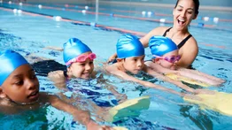 Clases de natación gratis para niños en Texas: buscan prevenir ahogamientos