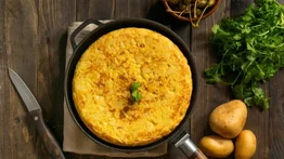El increíble truco para hacer tortilla de papa sin aceites ni frituras: receta rápida y a muy bajo costo