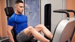 Fortalece tus piernas en el gimnasio sin molestias: los 4 ejercicios más efectivos que no dañan las rodillas