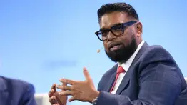 Venezuela rechaza declaraciones del presidente de Guyana en la embajada de EEUU: Se presentó como un subordinado político