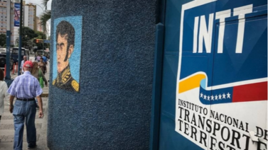 Traspaso de vehículo INTT: siete pasos para gestionar la transferencia sin interpediarios