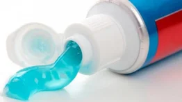 ¡Atención! Ministerio de Salud prohíbe esta pasta dental
