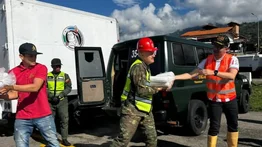 ¡Ayuda humanitaria! Pueblos de Mérida afectados por las lluvias reciben recursos por vía aérea