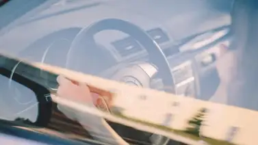 Ola de calor en Estados Unidos: el truco para bajar la temperatura dentro del vehículo en pocos segundos Ola de calor en Estados Unidos: el truco para bajar la temperatura dentro del vehículo en pocos segundos