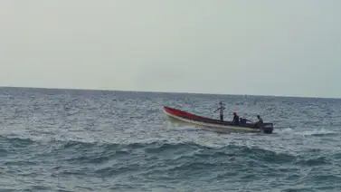 Rescatan a ocho pescadores en Falcón tras desaparecer su embarcación: aquí los detalles Rescatan a ocho pescadores en Falcón tras desaparecer su embarcación: aquí los detalles